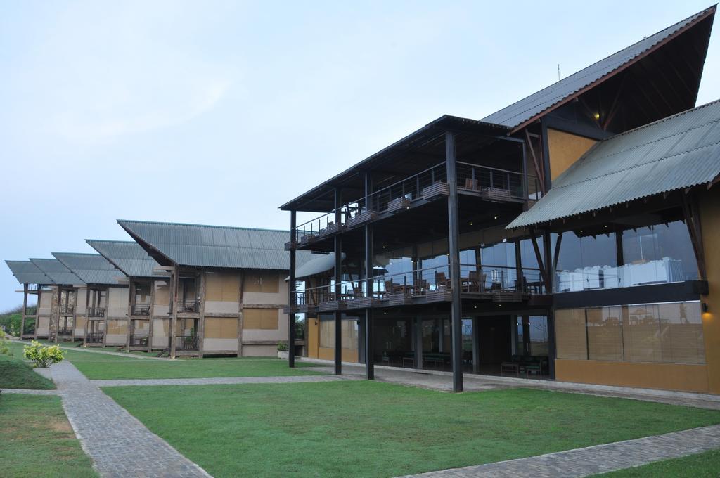 Laya Safari Resorts & Spa Yala Eksteriør billede